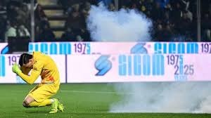 中国篮球之队社媒分享视频：致敬所有体育路上的点灯人