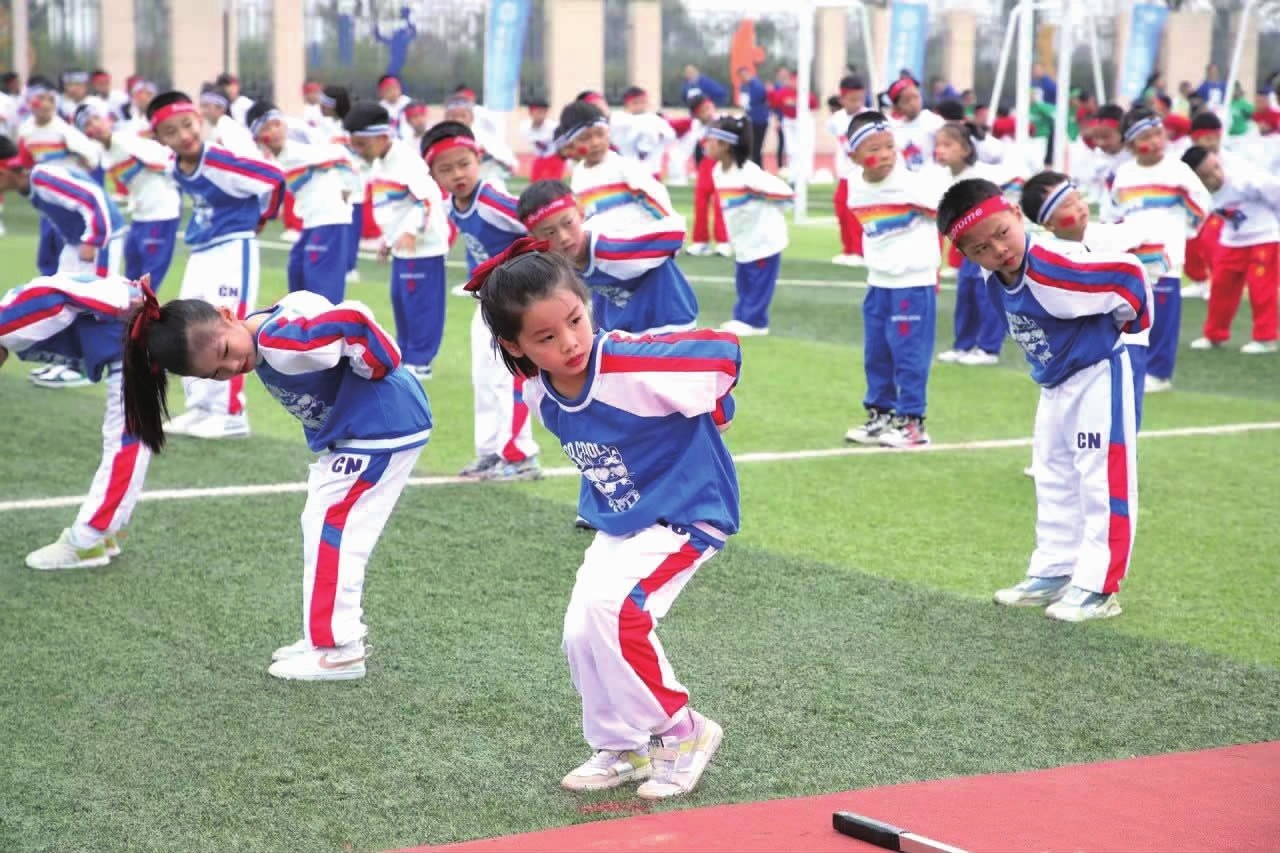 詹姆斯谈对阵独行侠：感受当然不一样，对面都是老队友和教练