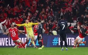 弗拉霍维奇面临长时间休战，意媒：尤文正在关注吉拉西