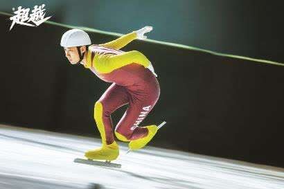 邮报整理C罗豪车收藏：有多辆布加迪，最贵的车价值850万英镑